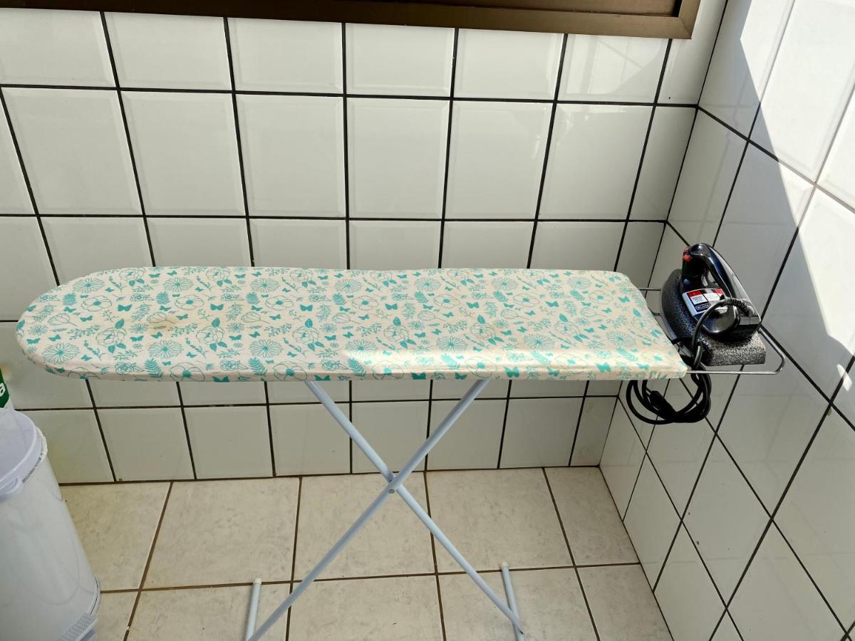 Apto No Centro Perto Do Shopping Com 2 Quartos De Casal Arcond Wifi Fibra Homeoffice E Garagem Em ドウラドス エクステリア 写真